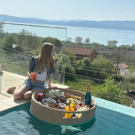 Casa Farmak - 4 Bedroom Lux Apartment With Infinity Pool & Lake View Ohri Dış mekan fotoğraf