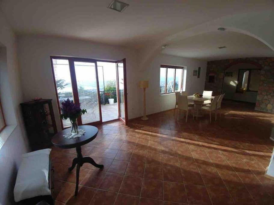 Casa Farmak - 4 Bedroom Lux Apartment With Infinity Pool & Lake View Ohri Dış mekan fotoğraf