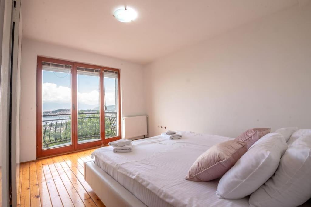 Casa Farmak - 4 Bedroom Lux Apartment With Infinity Pool & Lake View Ohri Dış mekan fotoğraf